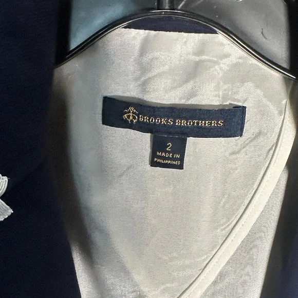 Brooks Brothers Navy Blazer with White Trim - Picture 2 of 3